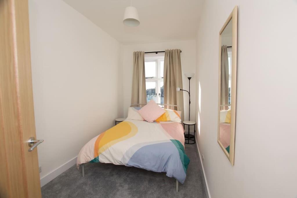 Beautiful Large 3-Bed Coastal Flat With Parking. Apartment Frinton-on-Sea Exterior photo