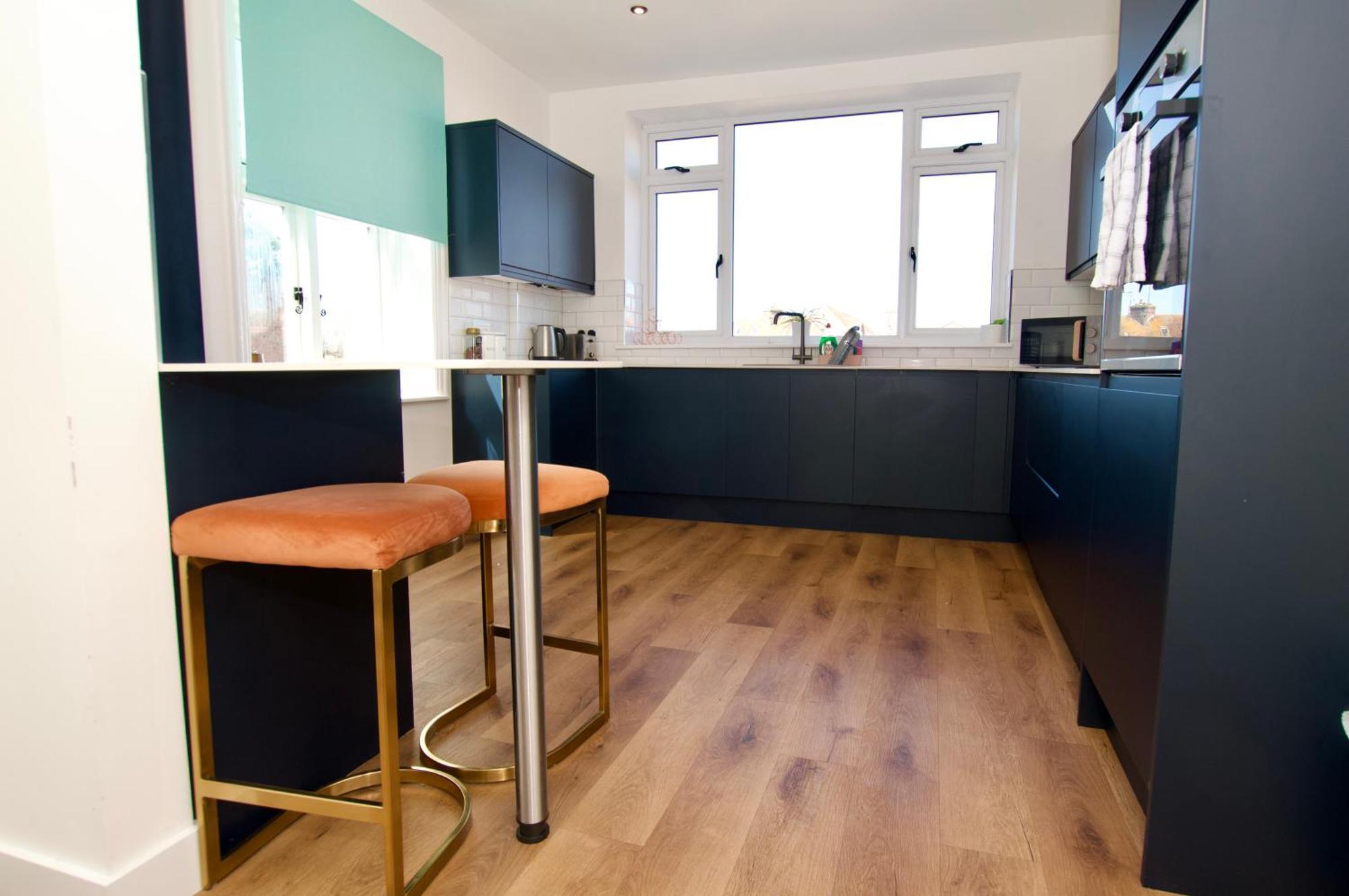 Beautiful Large 3-Bed Coastal Flat With Parking. Apartment Frinton-on-Sea Exterior photo