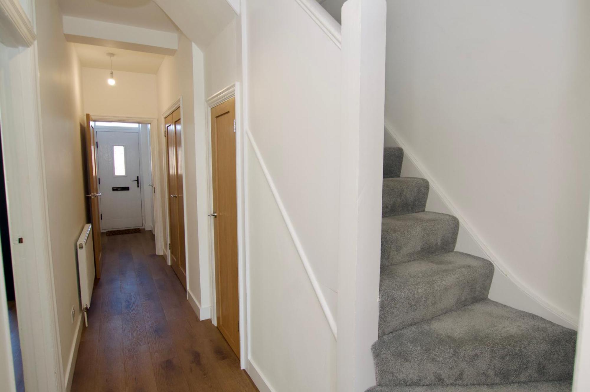 Beautiful Large 3-Bed Coastal Flat With Parking. Apartment Frinton-on-Sea Exterior photo